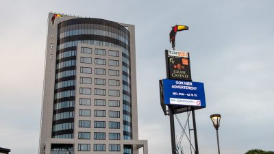 lichtmast van der valk Tiel A15
